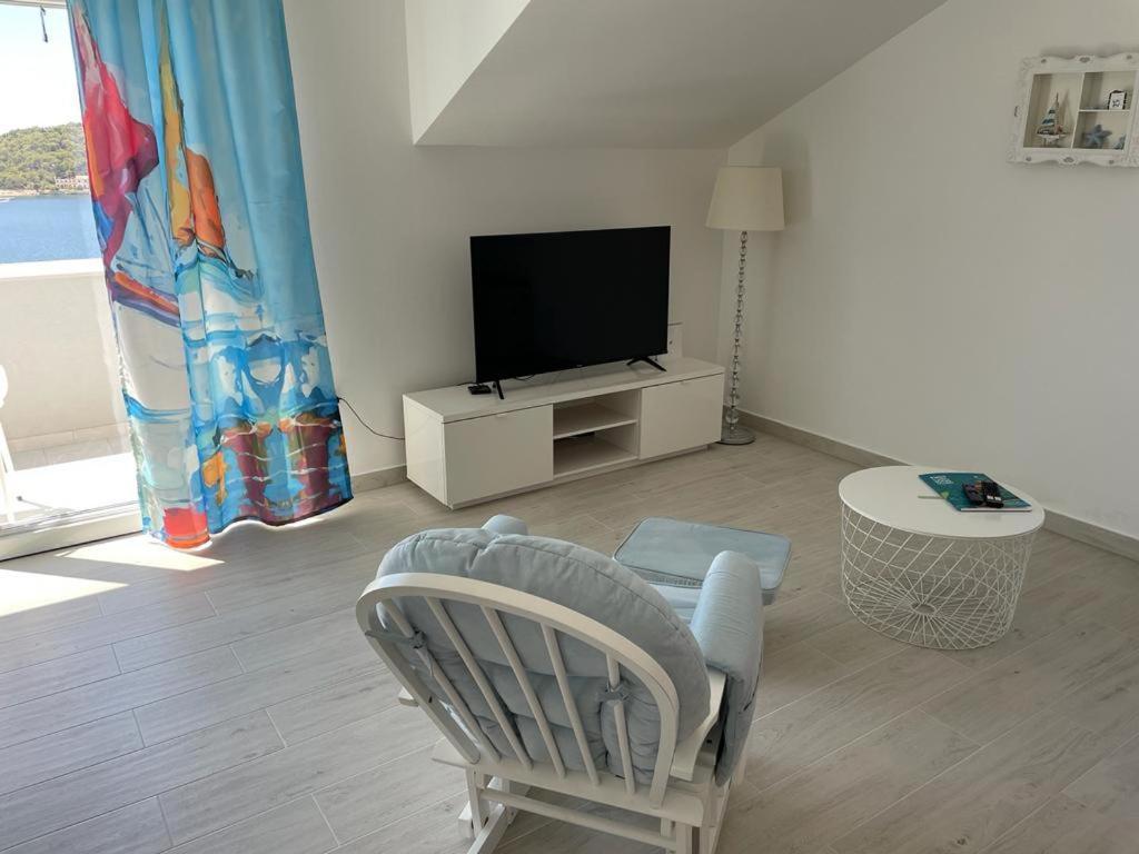 Apartments Losinj Sunset Mali Lošinj Buitenkant foto
